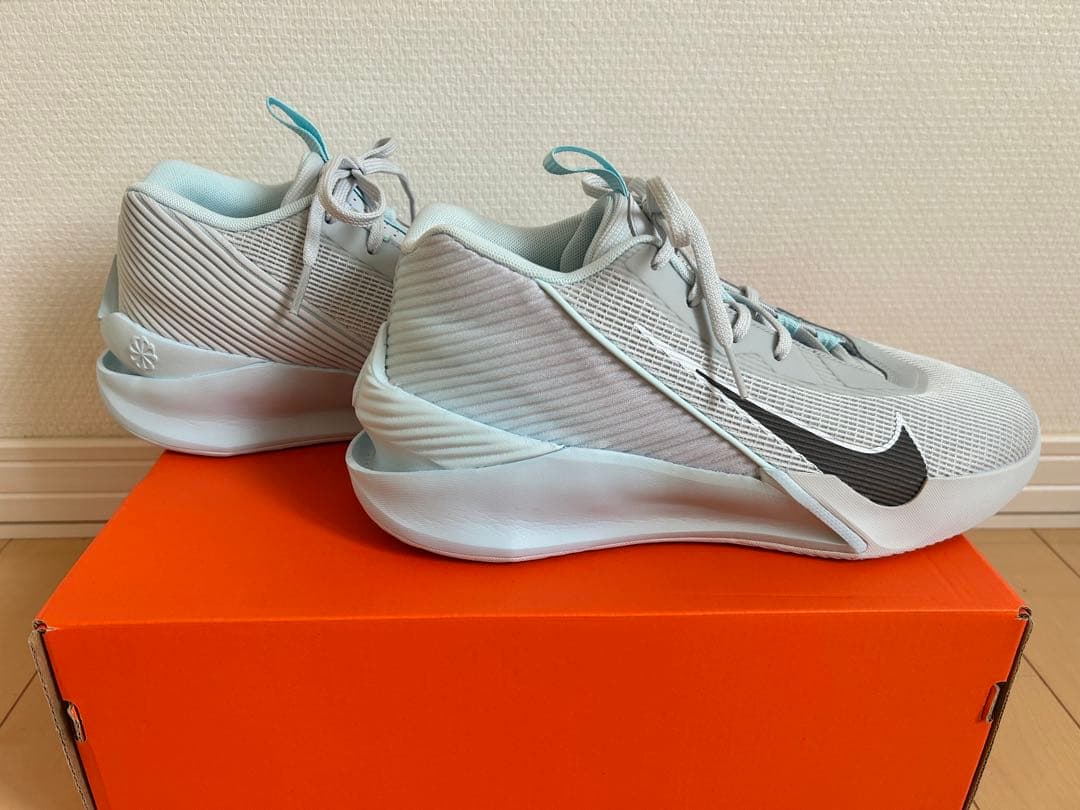 NIKE G.T.JUMP ACADEMY EP（27cm）