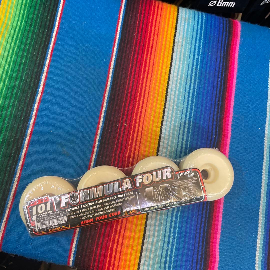 スケートボード SPITFIRE FORMULA FOUR 101DURO 58mm