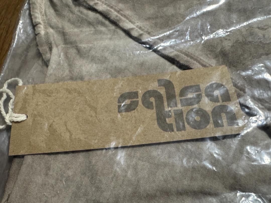 イベントにSalsation Wear V-Tshirt LIGHT BROWN