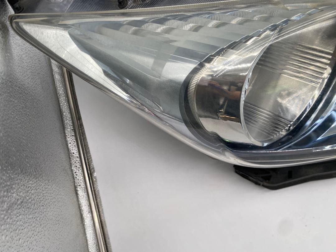 ホンダ フリード GB3 GP3 純正ヘッドライト 左右 HID バラスト付