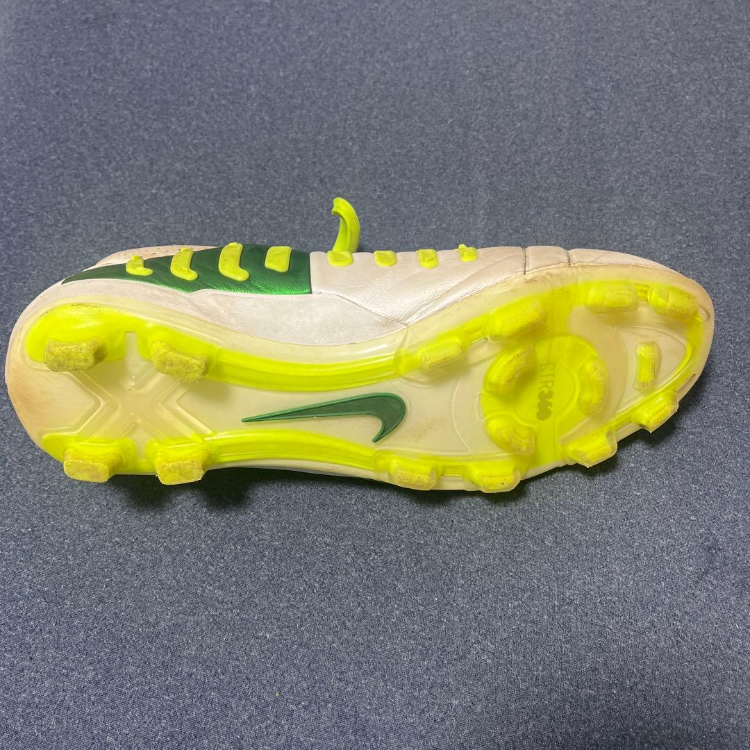 Nike サッカーシューズ スパイク ホワイト/グリーン/イエロー