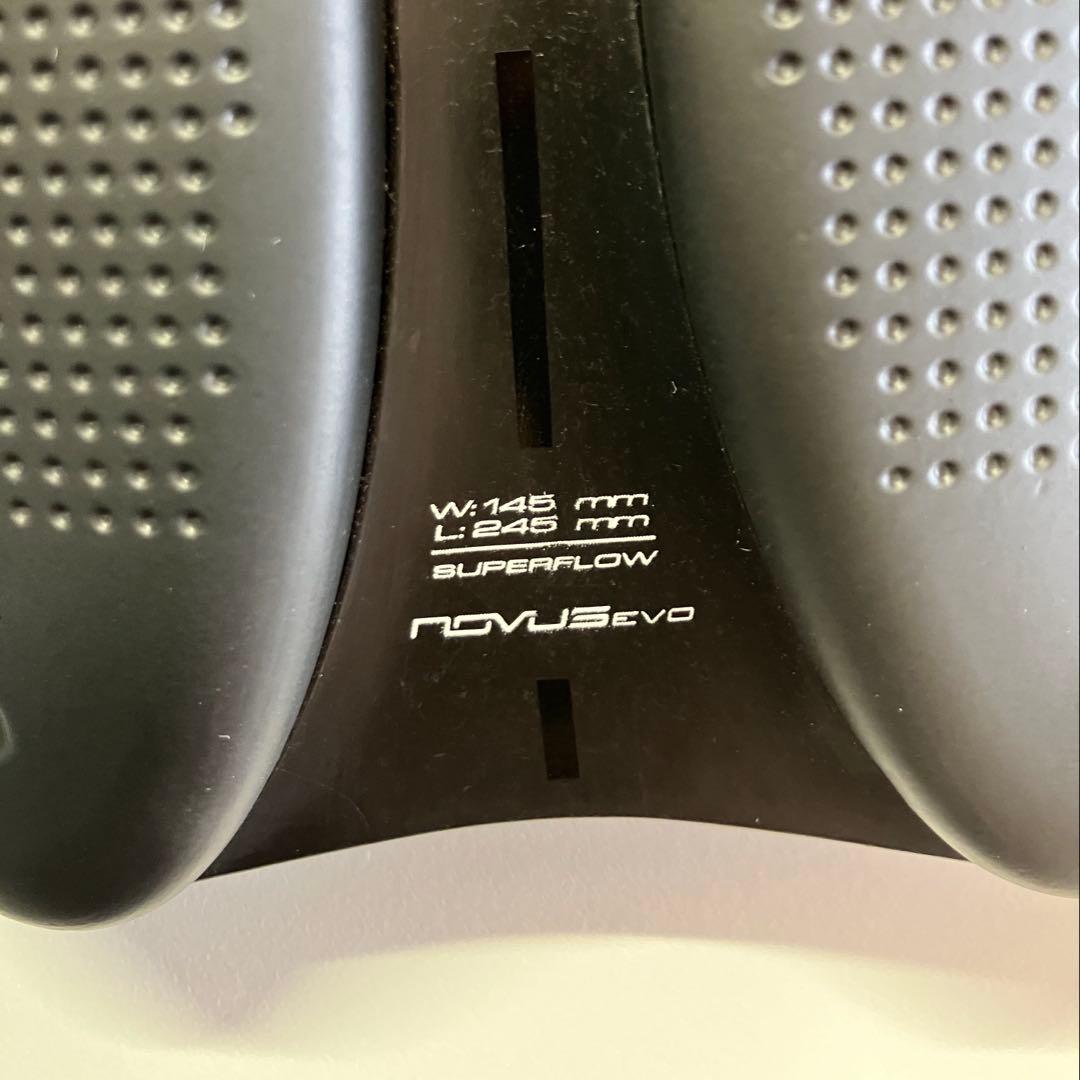 v*n様 セライタリア　NOVUS BOOST EVO SUPERFLOW サド