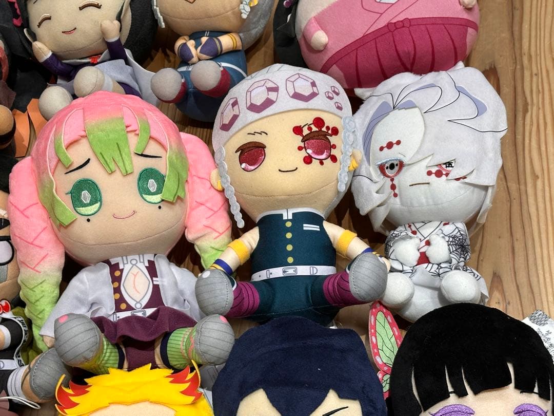 13 鬼滅の刃　ぬいぐるみ　まとめ売り
