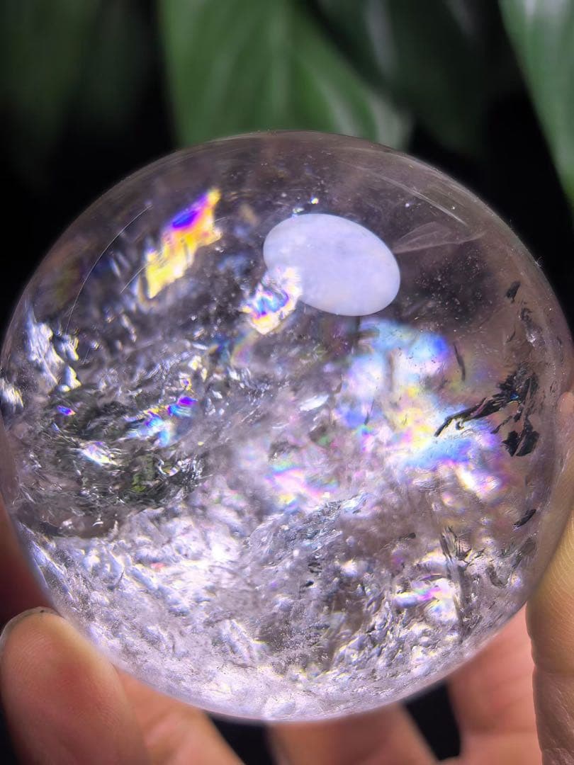 天然石 ビックサイズ　虹あり水晶のスフィア　丸玉YY862G.297