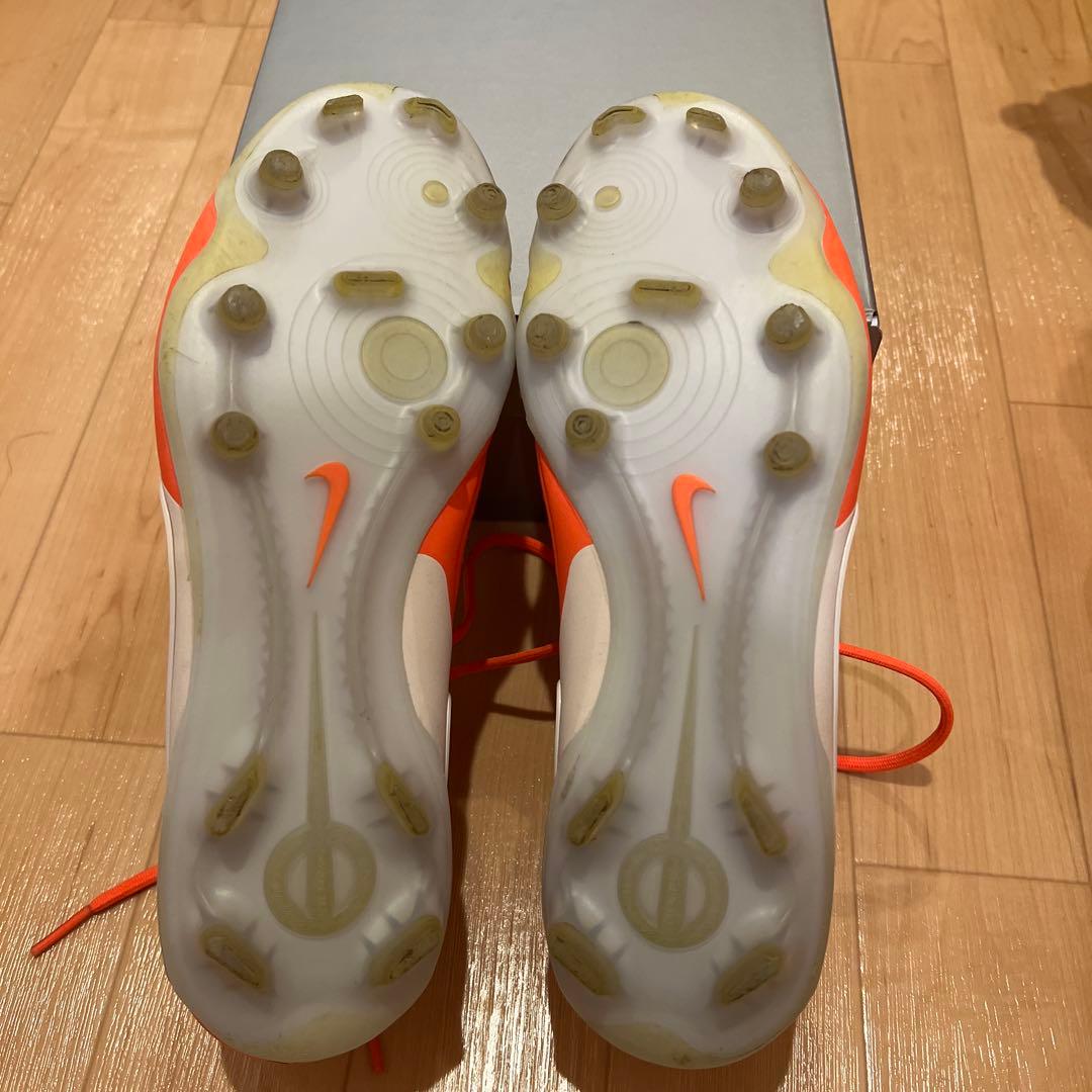 NIKEティエンポレジェンド　FG 25.5cm