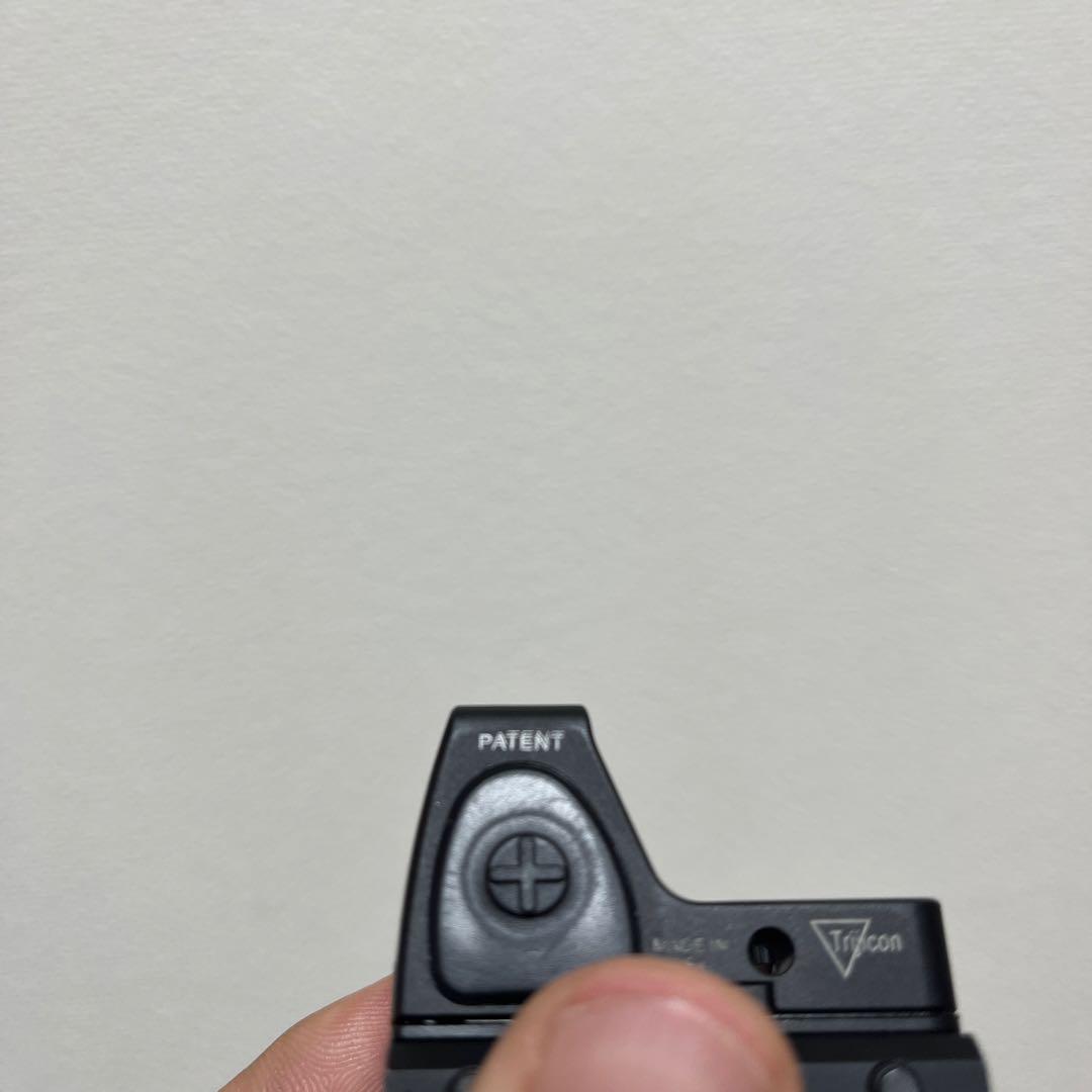 ち*い様 DMAG RMRタイプドットサイト (BK)dpp titaniumプ