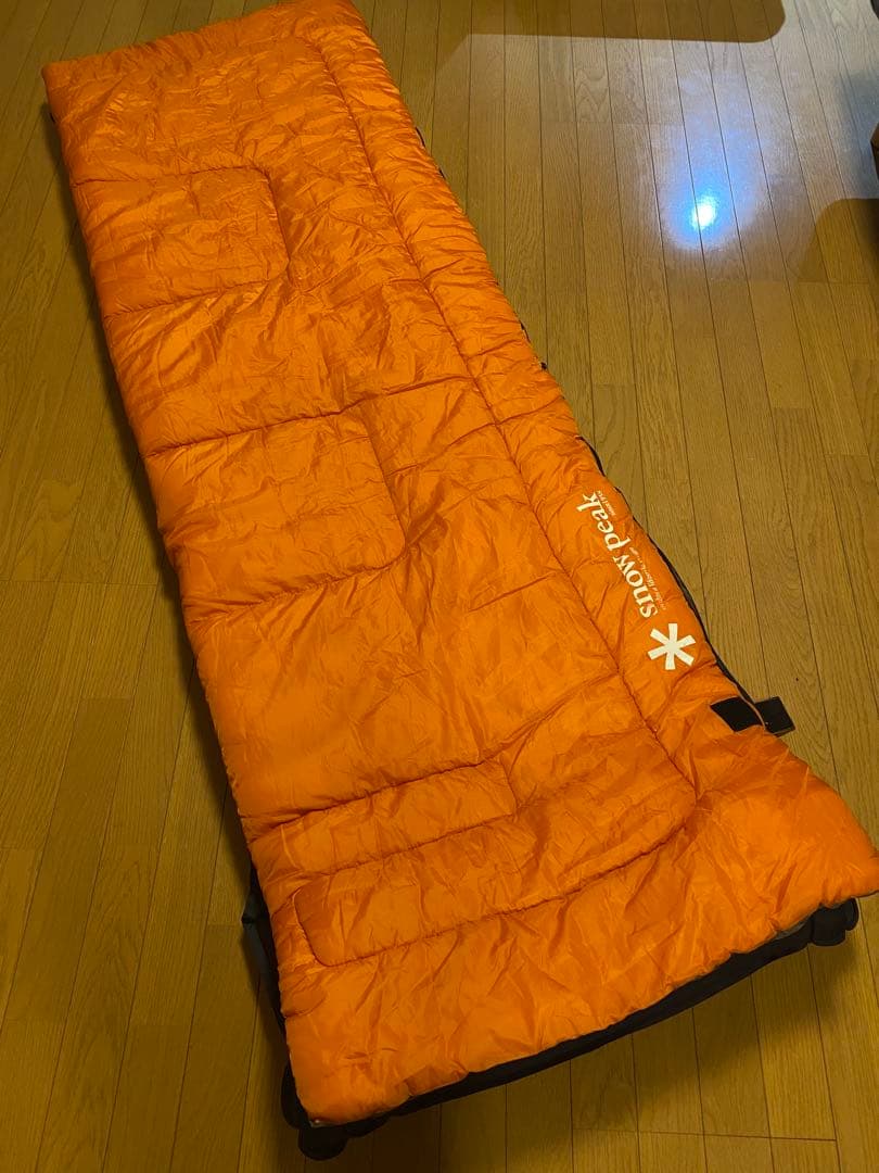  peak 寝袋 オフトン