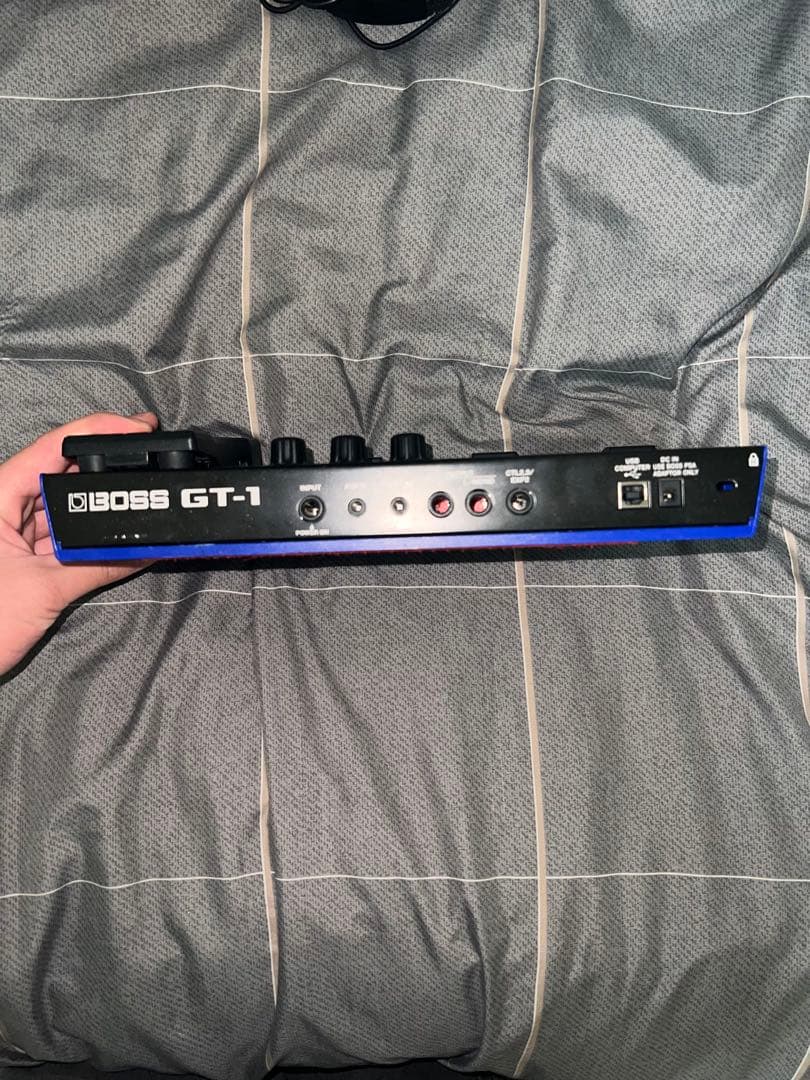 BOSS GT-1 ギターエフェクター 純正アダプター付き