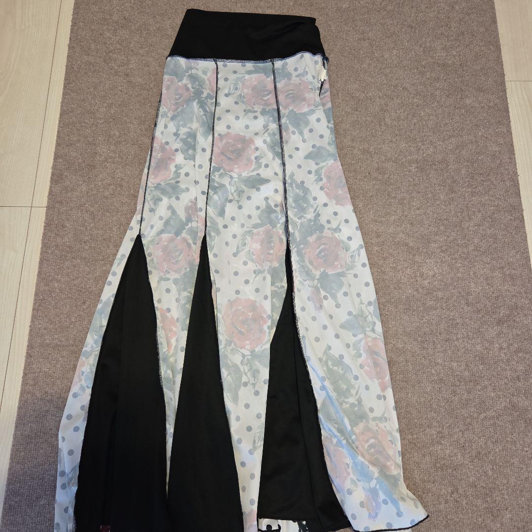 フラメンコレッスン用フレアスカート　赤いバラ
