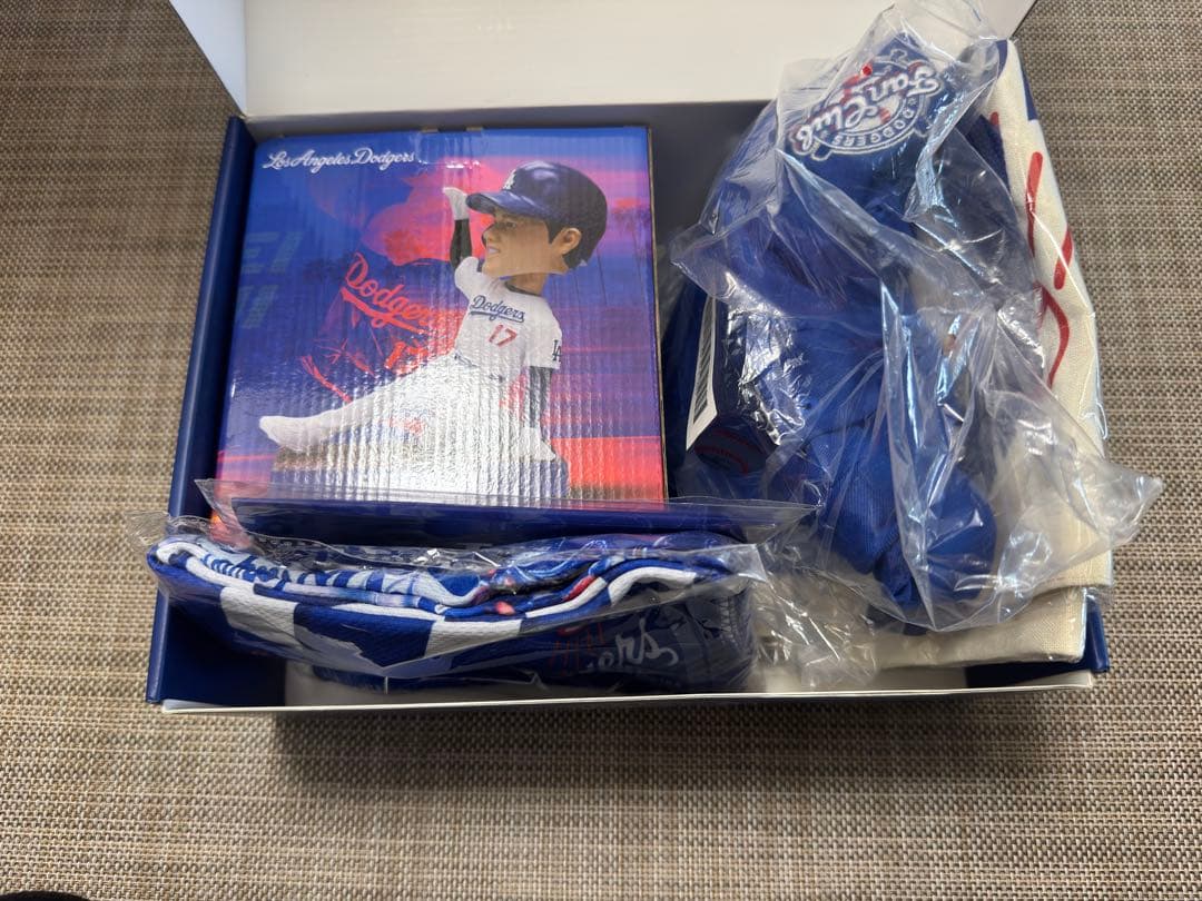 Dodgers Fan Club Box 2025年　新品未使用品　大谷翔平選手