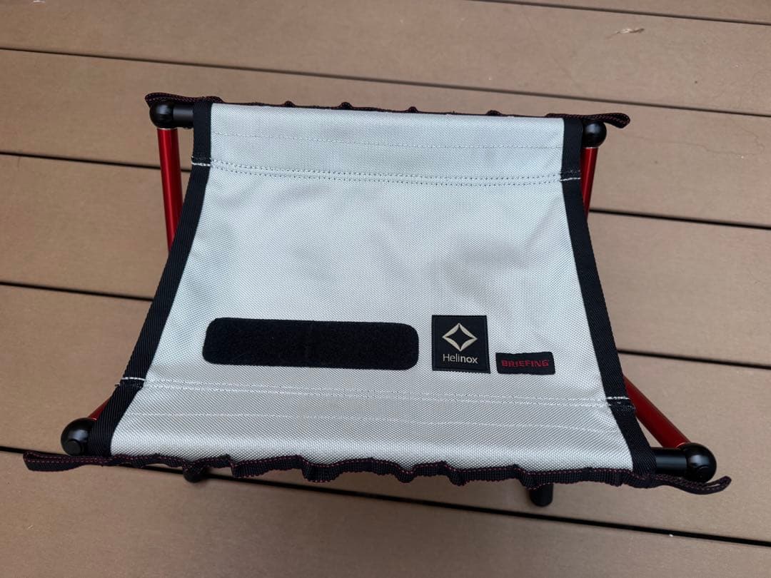 BRIEFING × HELINOX TACTICAL SPEED STOOL