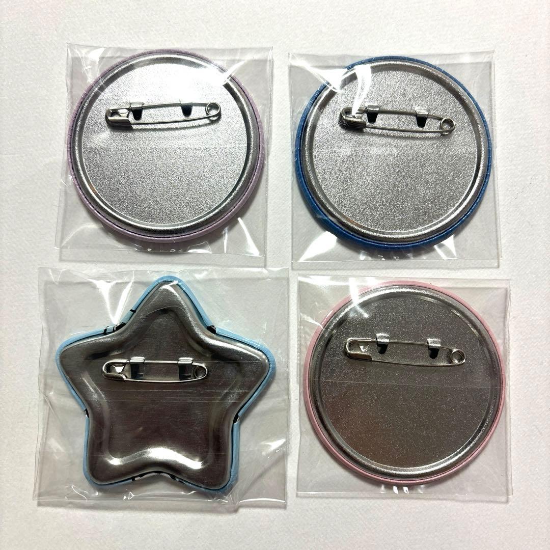 ちいかわ　モモンガ　缶バッジ　4点セット