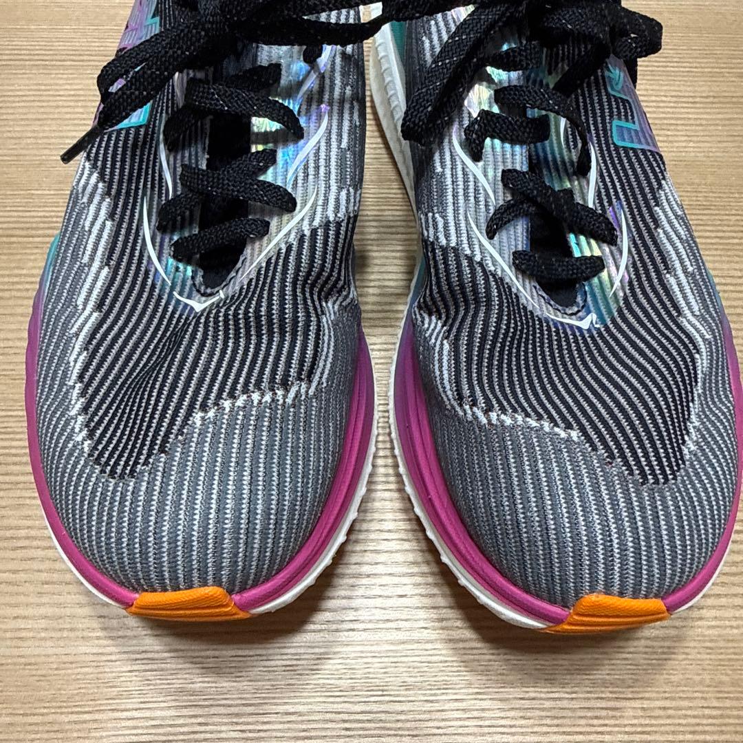 HOKA ランニングシューズ シエロX1 27.5cm