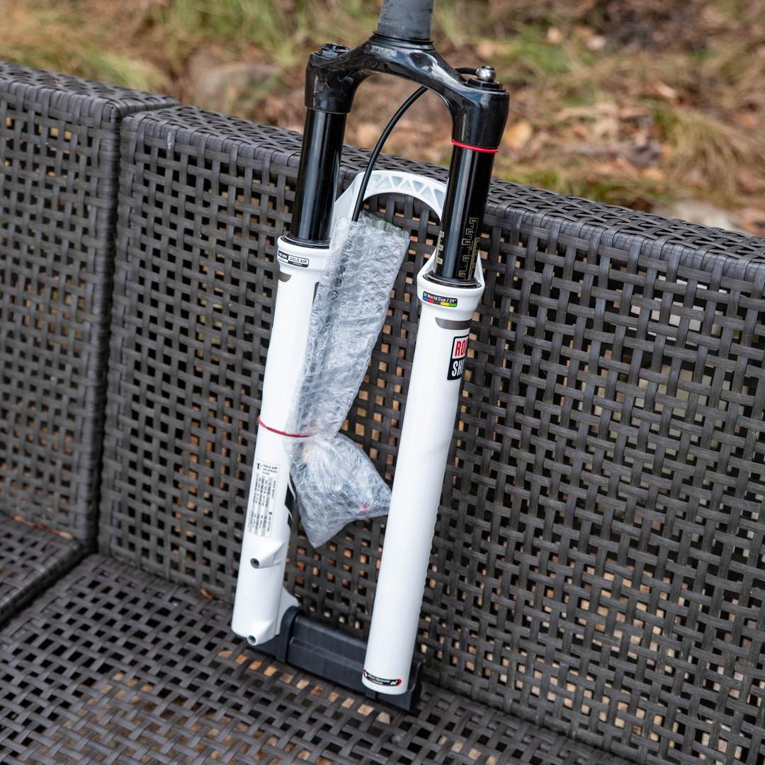 ROCKSHOX SID XX WorldCup Solo Air 29 新品