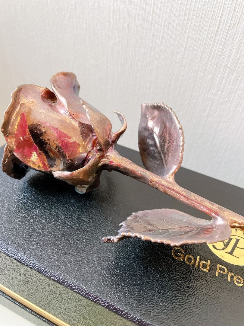 Gold Prestige 金属製バラの置物