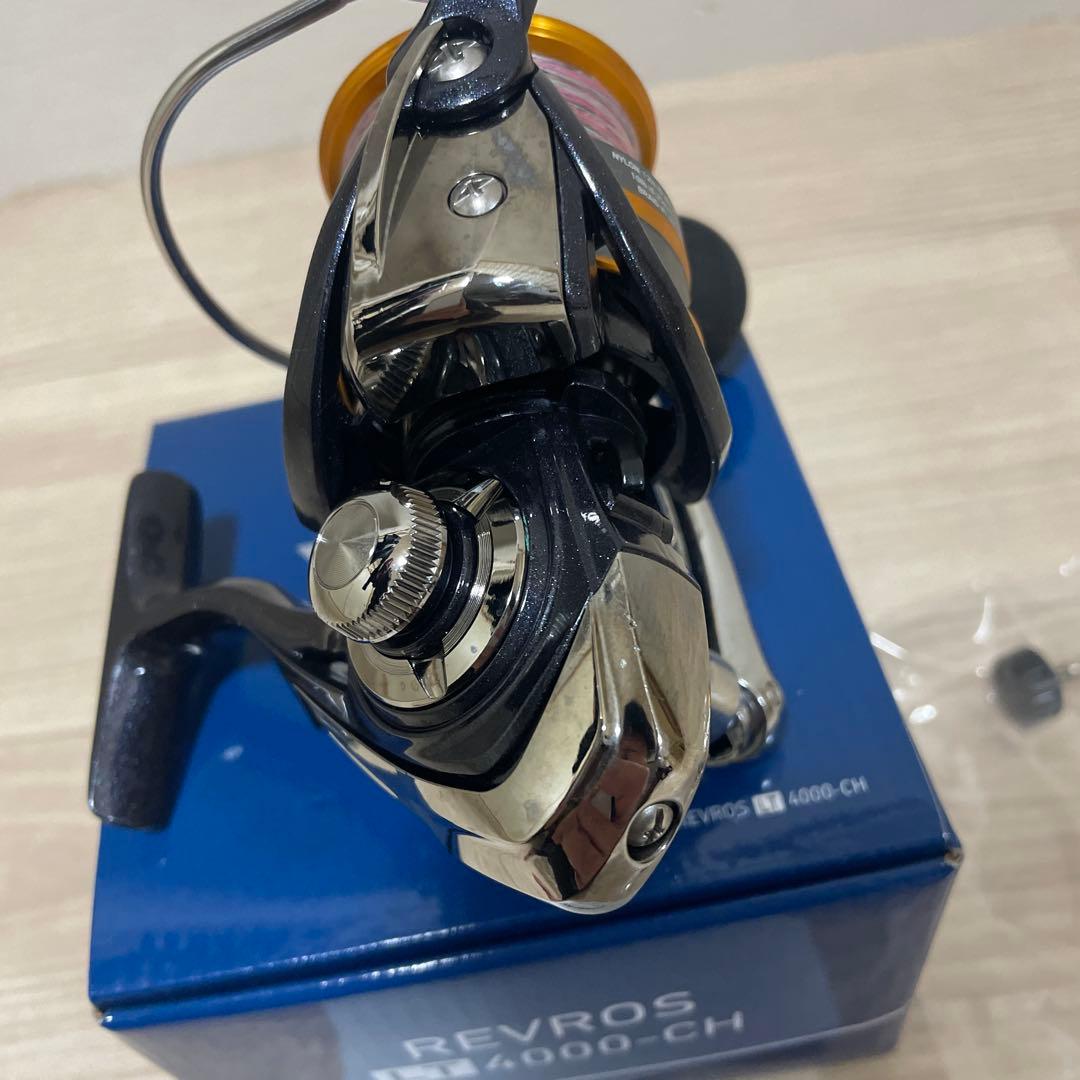 DAIWA REVROS LT 4000-CH スピニングリール　ダイワレブロス