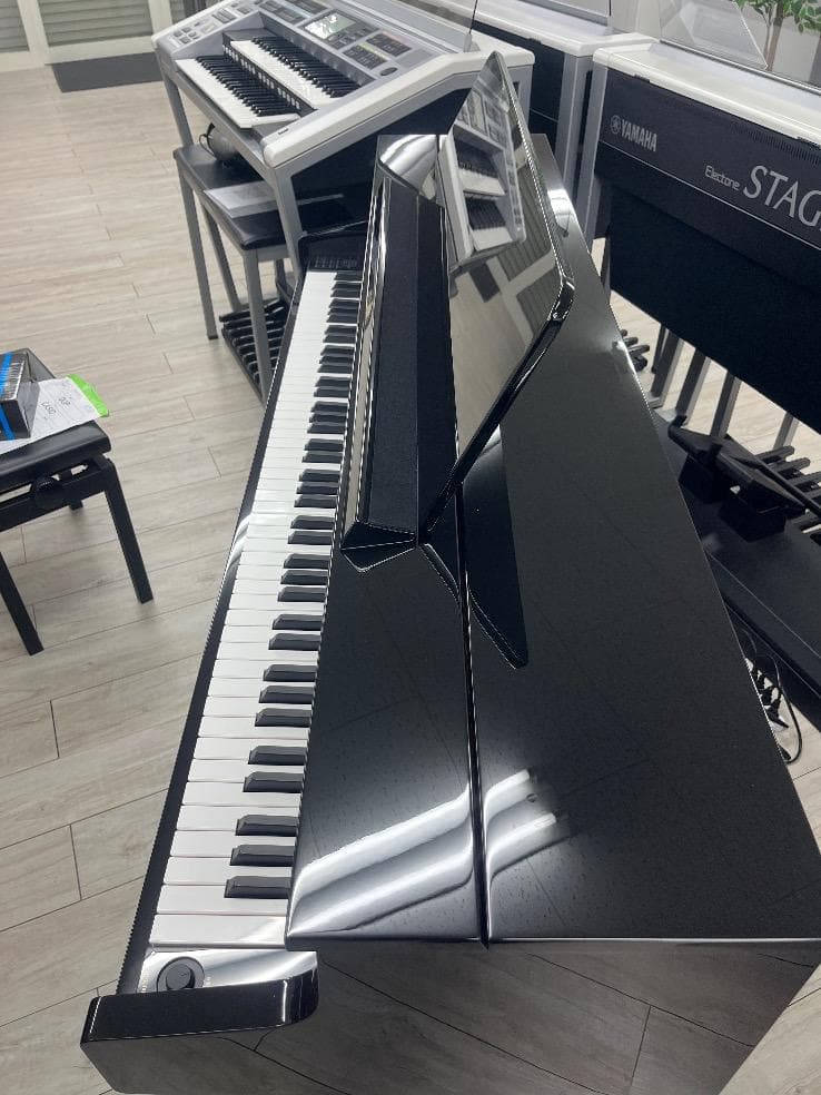 ★82833【電子ピアノ】CASIO　GP1000　25年製