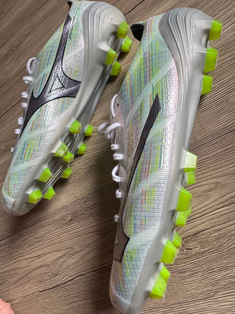 Mizuno ALPHA サッカーシューズ FG ホワイト・グリーン