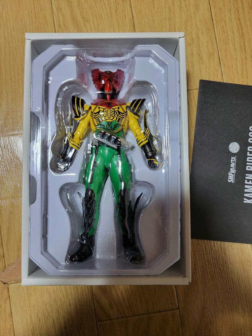 S.h.figuarts 真骨彫製法　仮面ライダーオーズ　スーパータトバ