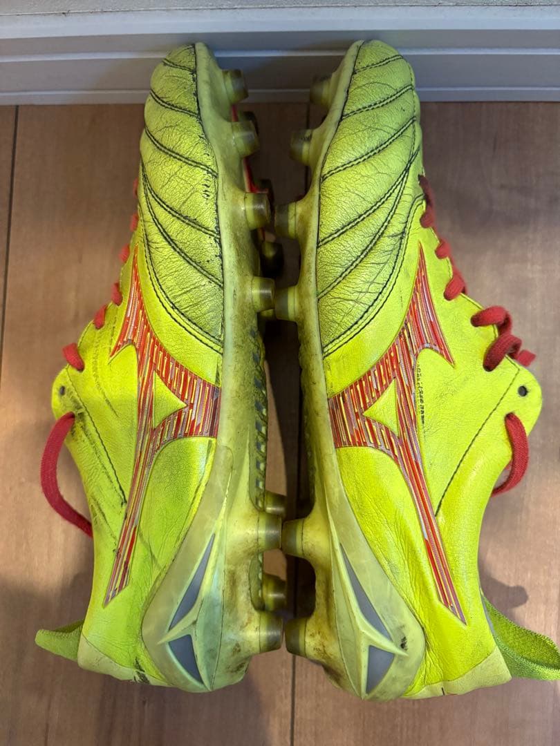 コ*ウ様 MORELIA NEO 4 サッカー スパイクイエローJapan 限定