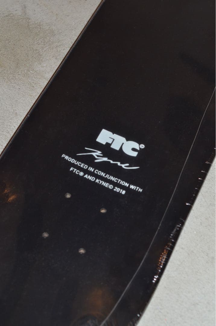 ぢ*ぱ様 FTC Kyne 2018 イラストデッキ　黒
