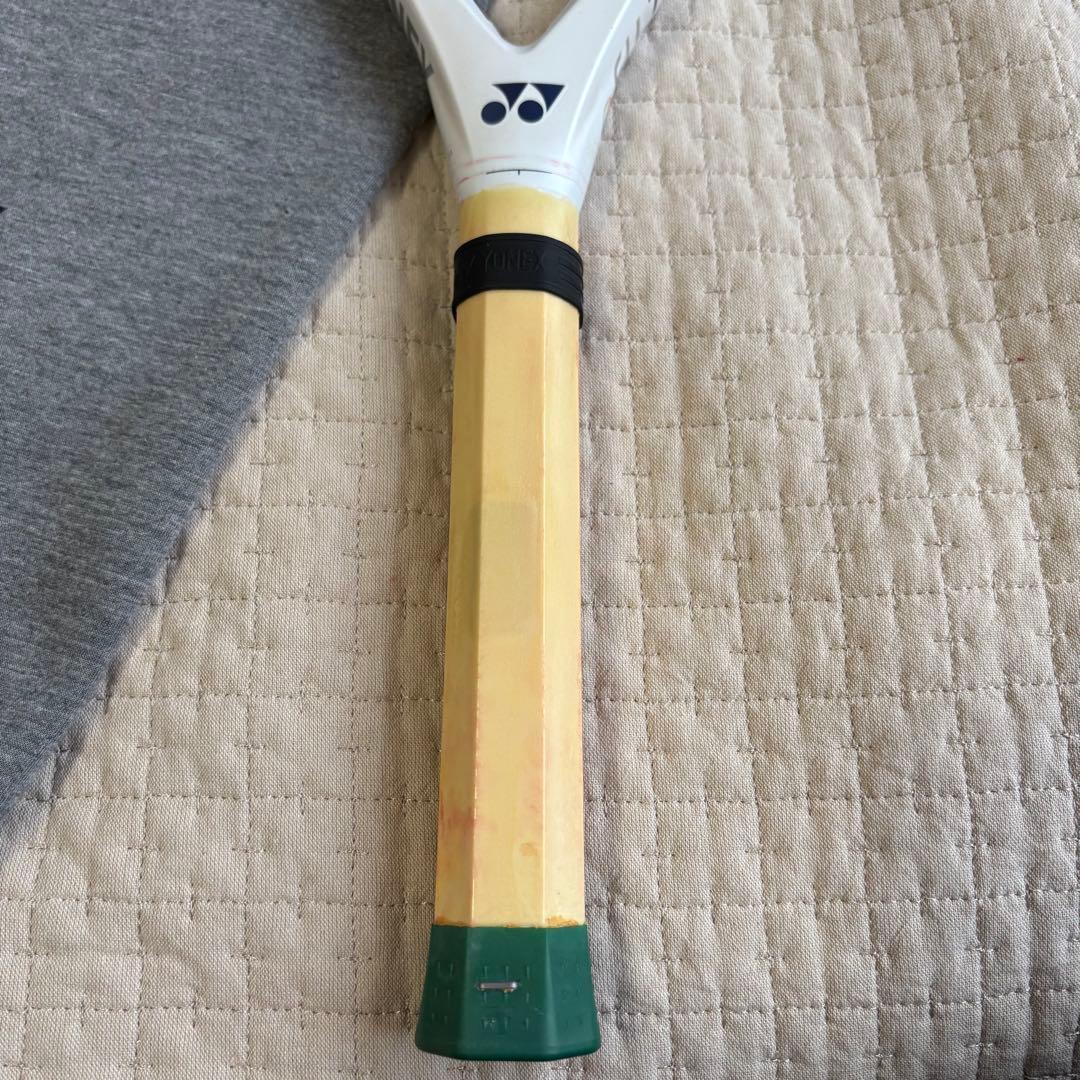 YONEX ASTREL115 テニスラケット　ヨネックス　アストレル