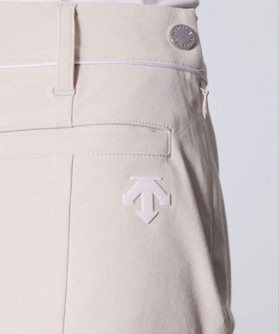 デサント　DESCENTE ゴルフ　ベージュ フリルスカート レディース ゴルフ