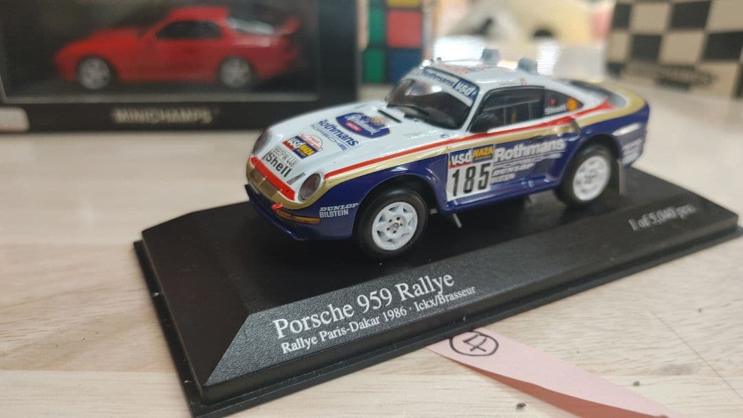 Porsche 959 Rallye ミニカー 1/43Minichamps