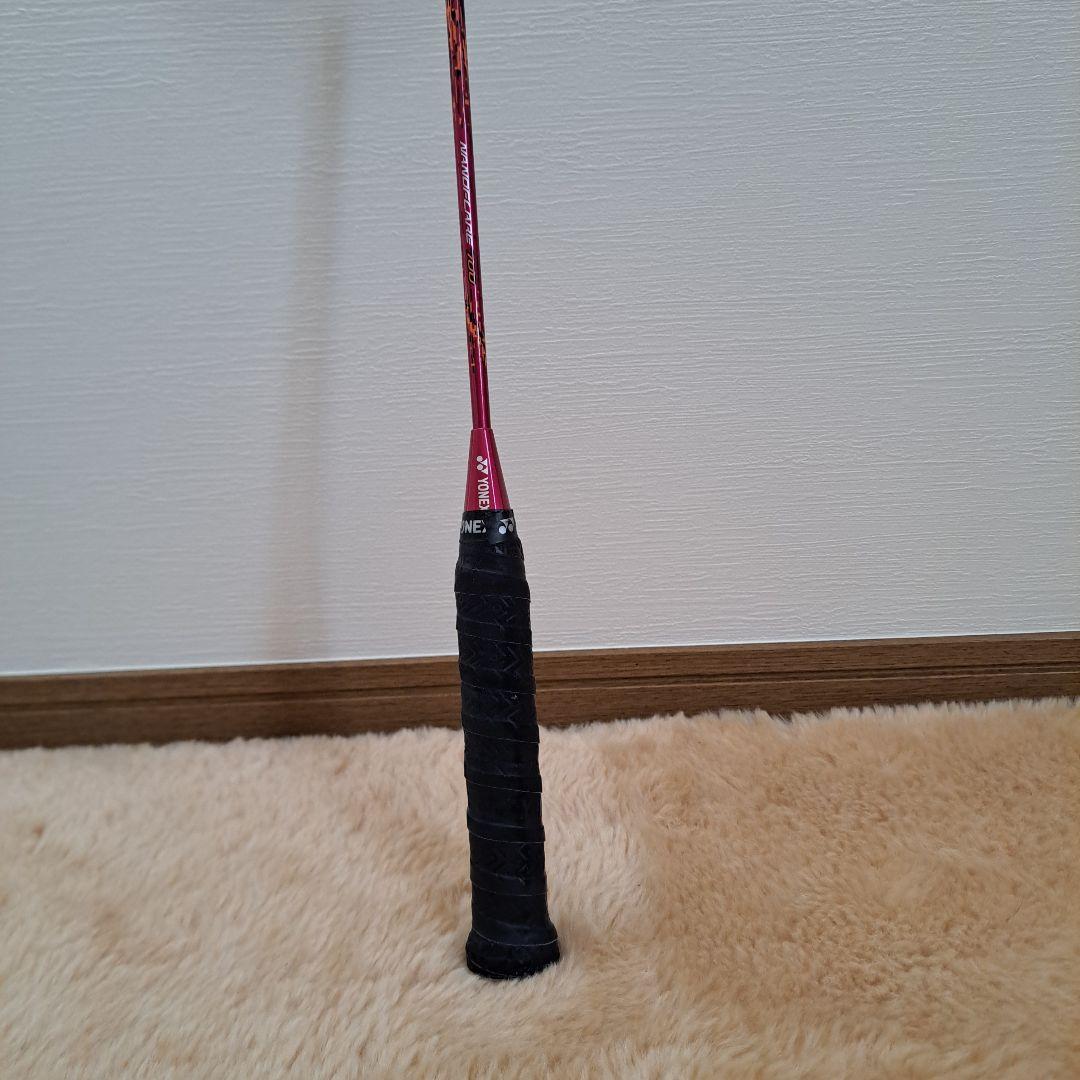バドミントンラケット ナノフレア700黒赤