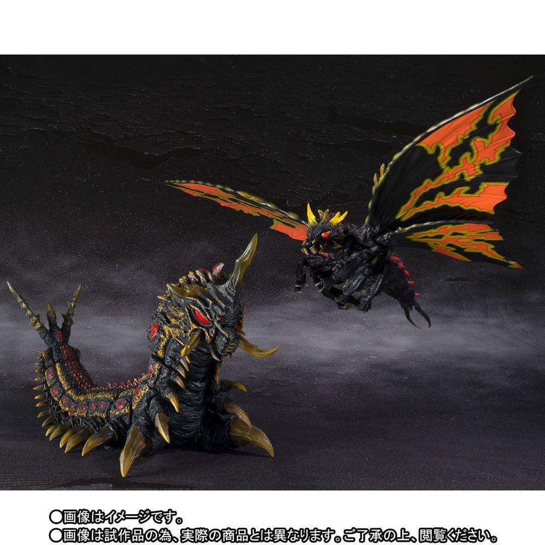 S.H.Monsterarts バトラ（成虫）＆バトラ（幼虫）SC Ver.