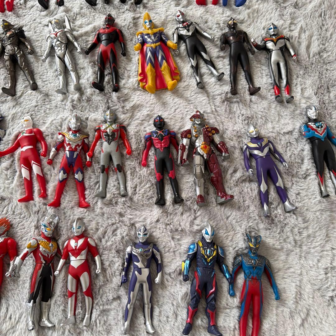 ウルトラマンフィギュア 約110体セット 円谷