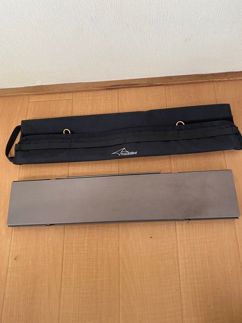 TravelBirdキャンプ超軽量テーブル　パネル1枚付とキャリーザサンスモール