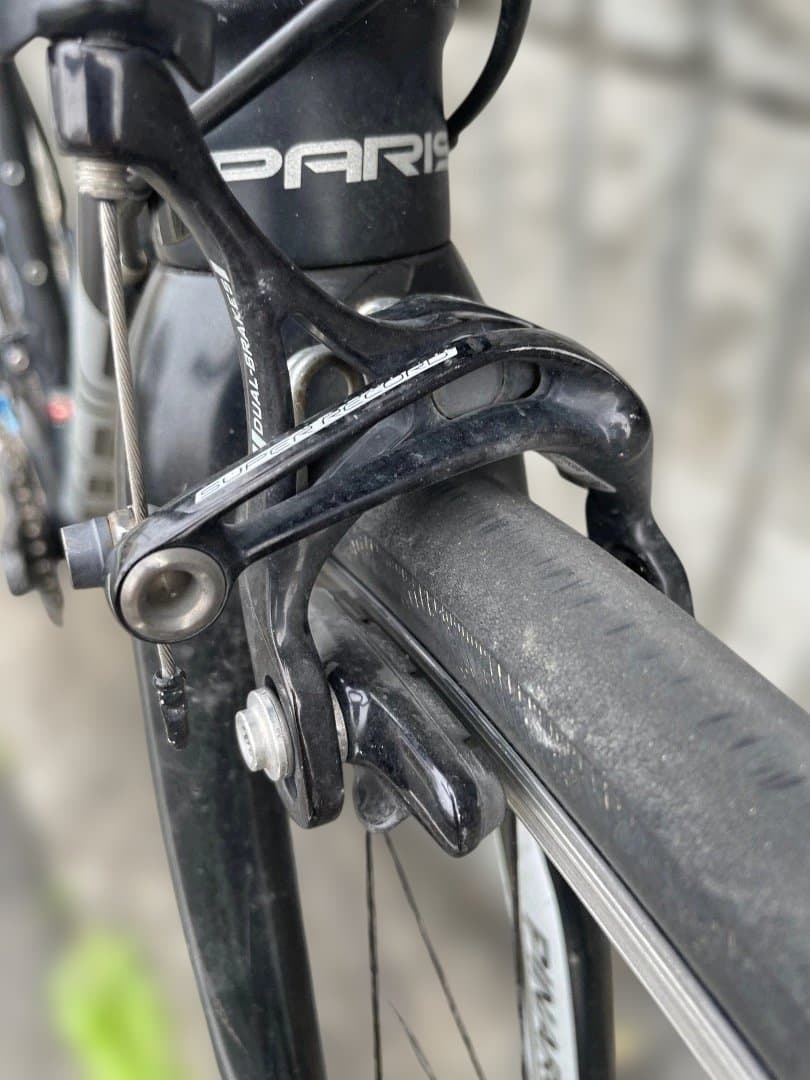 Pinarello Paris ロードバイク カーボンフレーム カンパニョーロ
