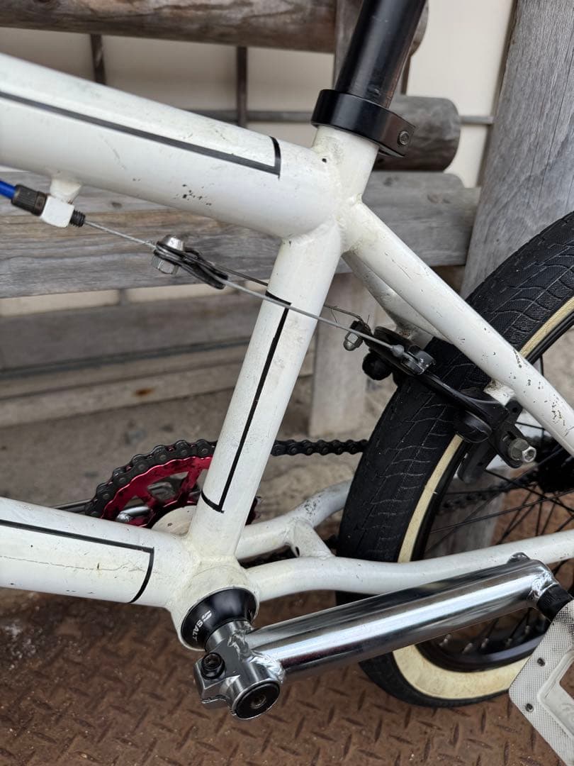 ホワイト 20インチ BMX 自転車