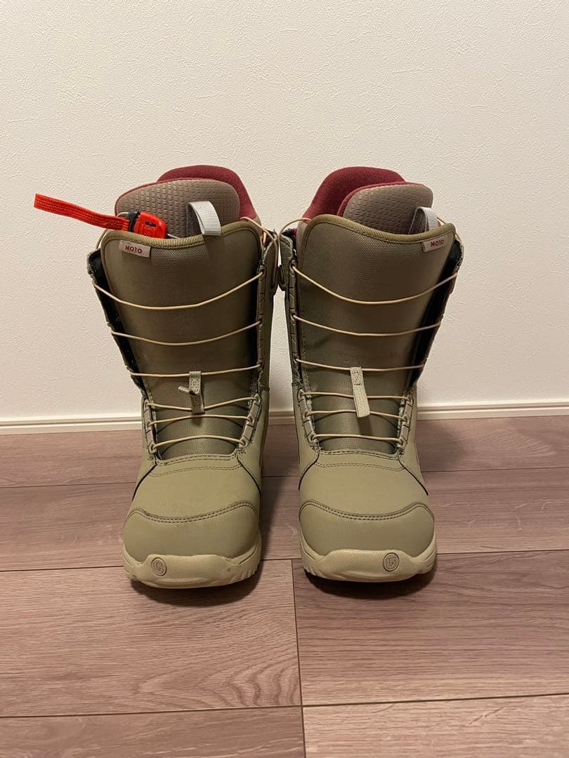 BURTON MOTO スノーボードブーツ メンズ ベージュ　値下げ交渉承ります