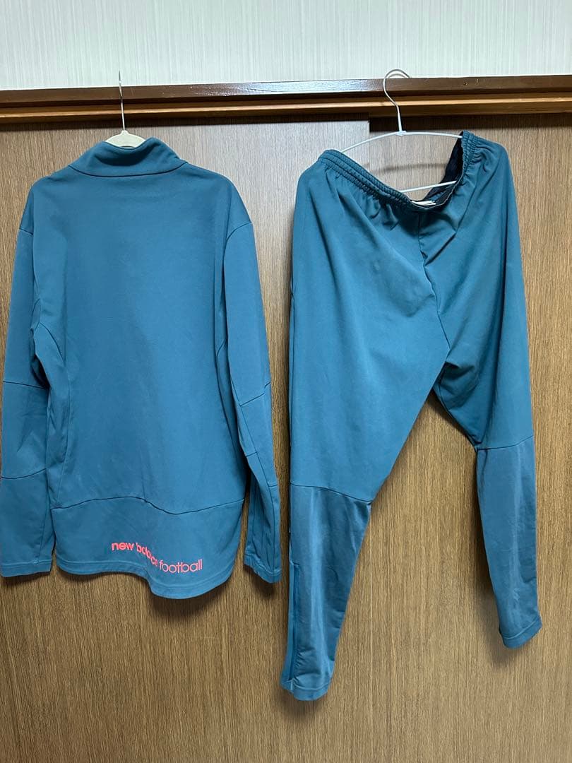 New Balance ウォームアップウェアセット グレー　サガン鳥栖のです！