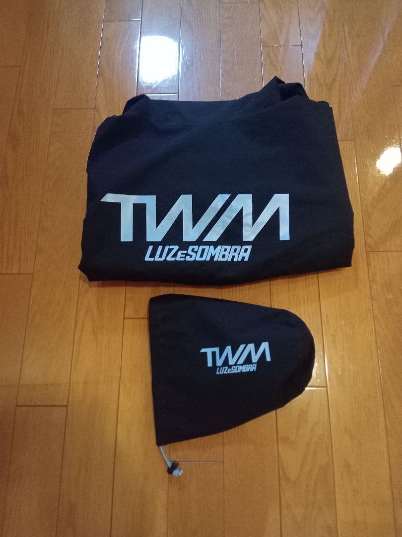 LUZeSOMBRA　TWM　ライトテックポンチョ　ブラック　収納袋付　美品
