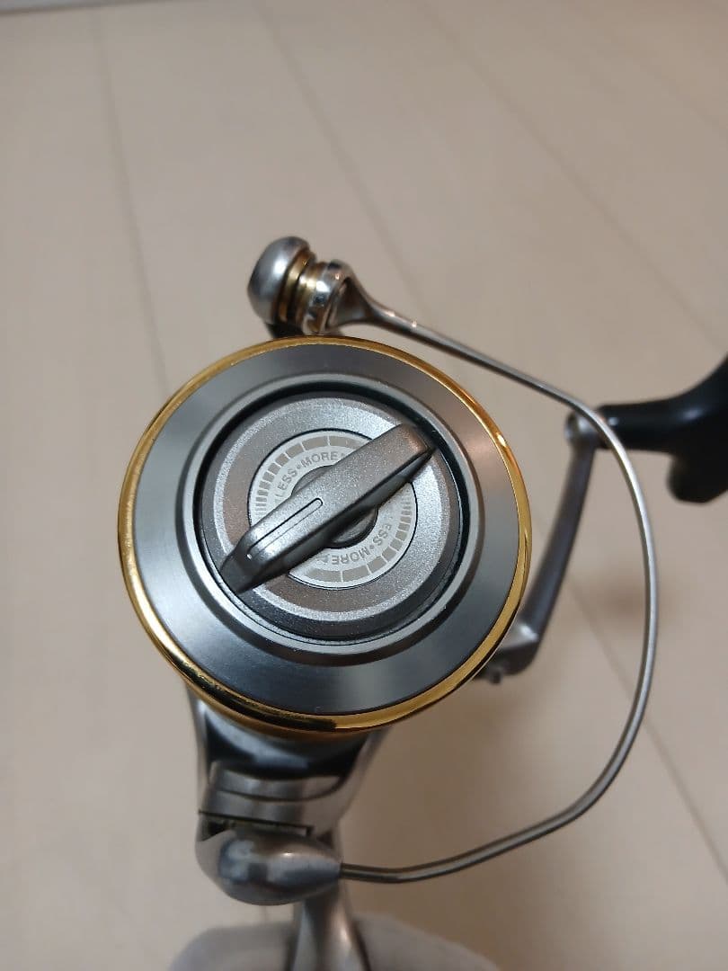 シマノ　バイオマスター6000　スピニングリール