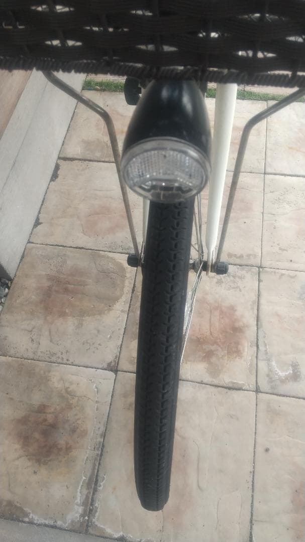 シティタイプ電動アシスト自転車 ホワイト