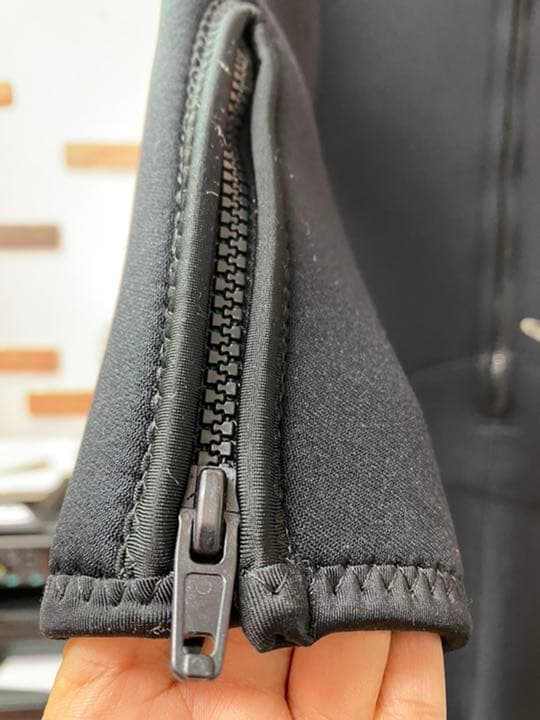 ウェットスーツ L size 5m