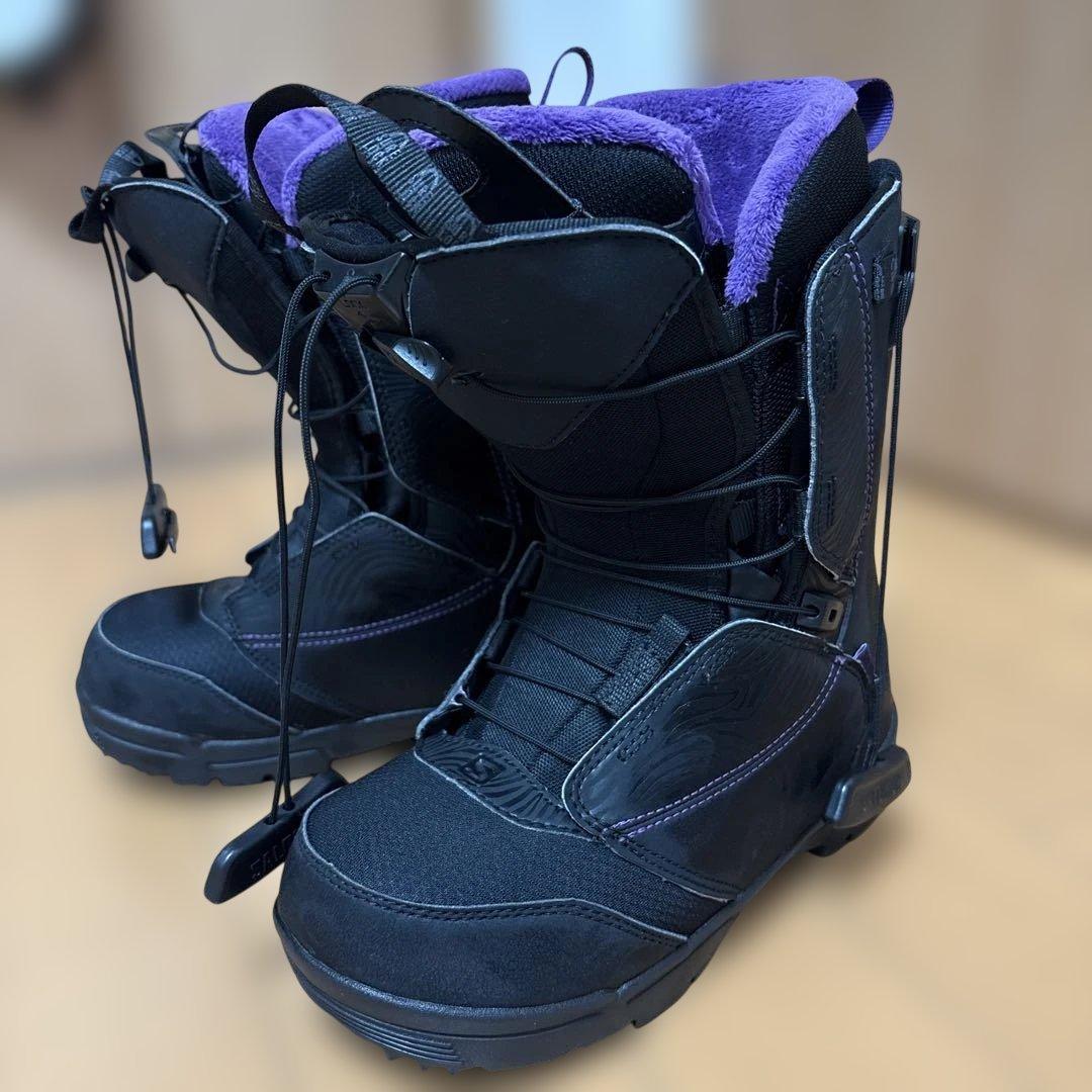 SALOMON レディーススノーボードブーツ
