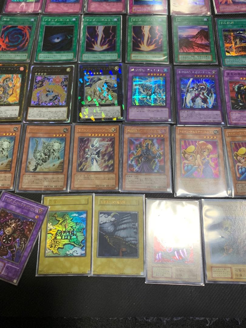 遊戯王OCGカード　初期　レリーフ　まとめ売り