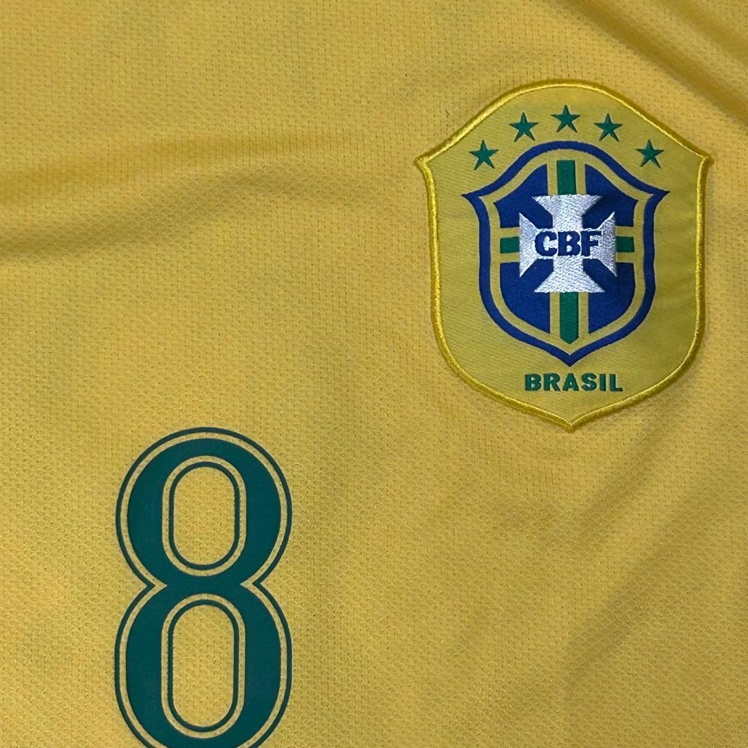 ビンテージ2006ナイキ正規品 ブラジル代表ユニフォーム 背番号8 カカ