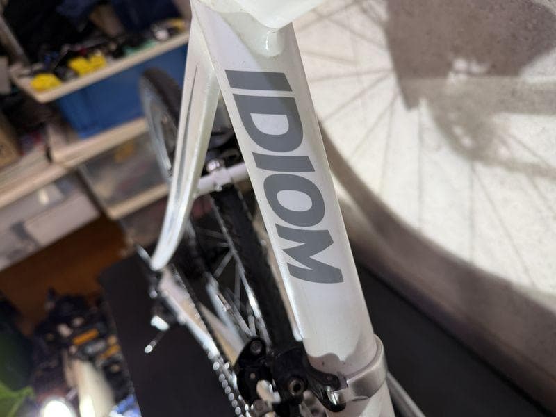 GIANT IDIOM ULTEGRA M ドロップハンドル　20インチ