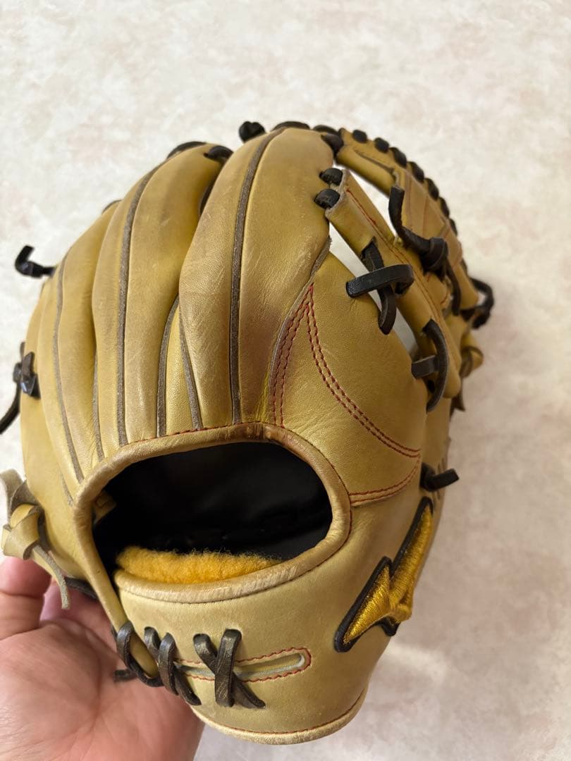 Mizuno Pro 硬式用グローブ 右投げ用