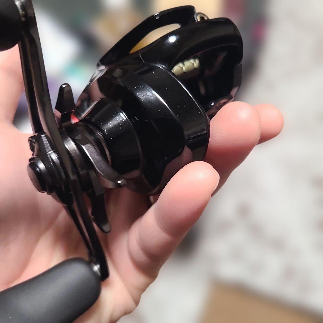 SHIMANO Scorpion DC 100リール