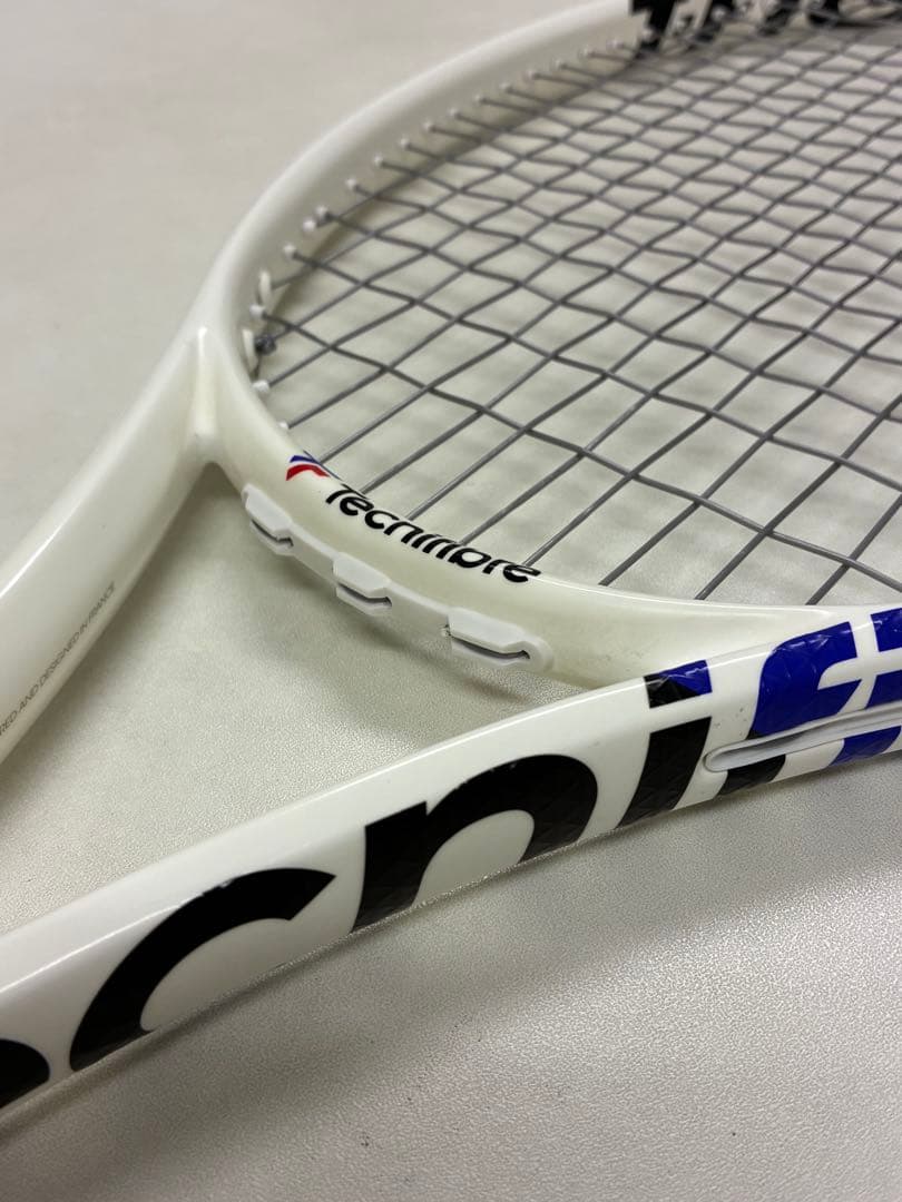 Tecnifibre T-FIGHT300 テニスラケット