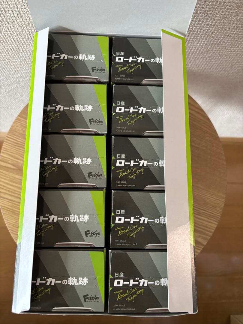 日産　ロードカーの軌跡　【箱売り】　10個入