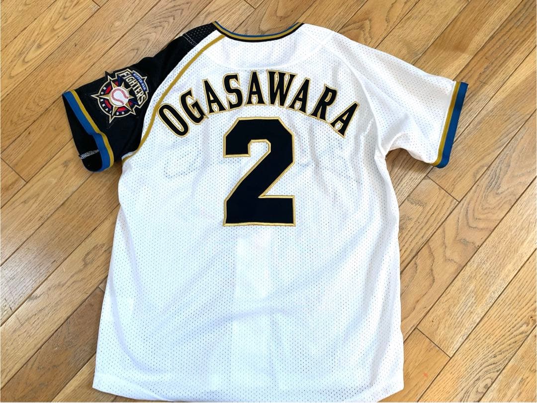 北海道日本ハムファイターズ 小笠原道大　ガッツレプリカ ユニフォーム 日ハムXS