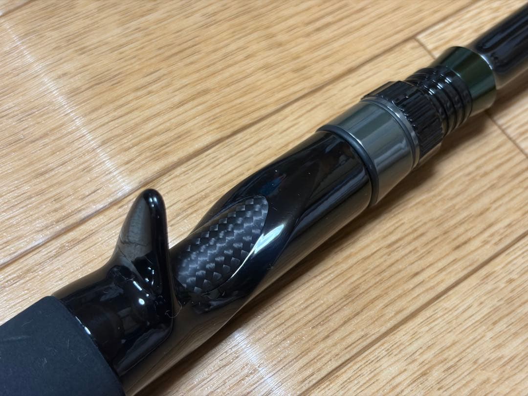 デプス ヒュージカスタム ジェノマ GENOMA HGT2-75S 極美品